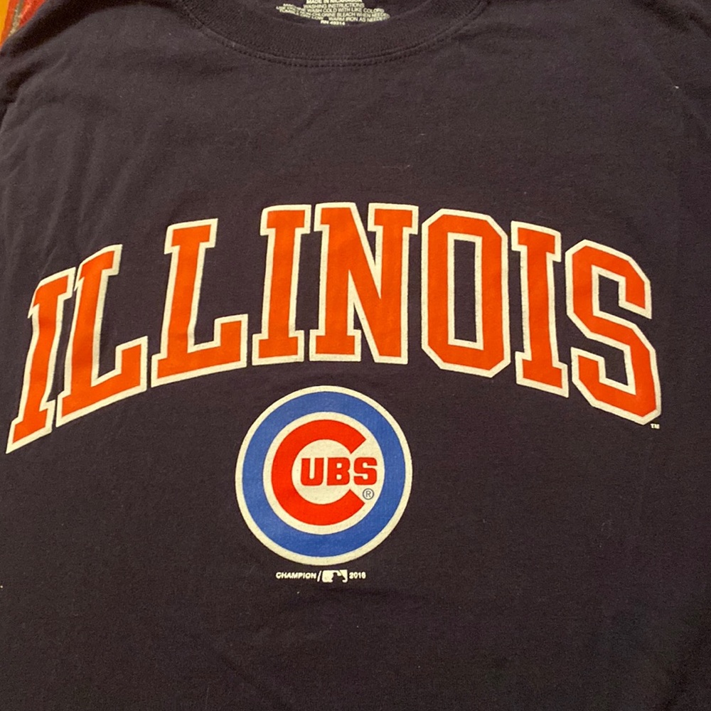 Mens Cubs Tshirt
